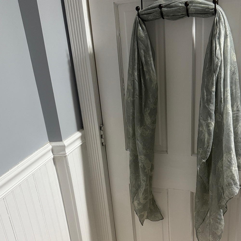 Elegant Gray Elephant Scarf